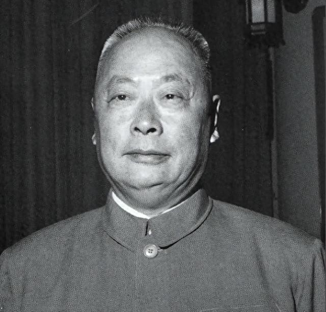 天博体育登录入口-战役结束，陈毅来到六纵，对皮定均说：你小子副司令是干不成了！
